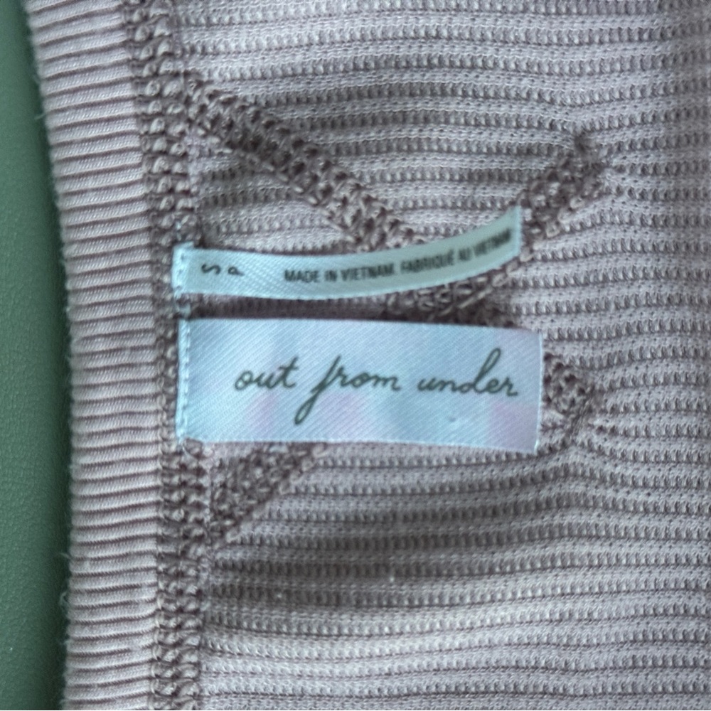 Urban Outfitters Mauve Long Sleeve Crop Top - Picture 3 of 3